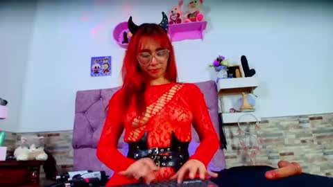 Melanny taylor online show from September 12, 12:00 am