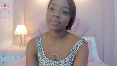 Melanie online show from December 2, 6:26 am