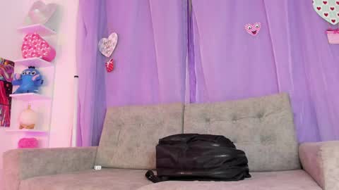 melany_jhonsonn online show from March 13, 7:31 am