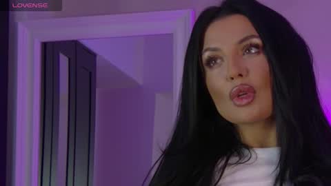 Mellanya online show from September 19, 4:00 am