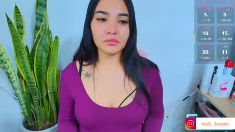    Independent model online show from May 23, 7:28 am