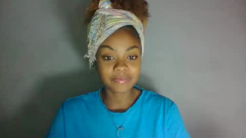 meliana98 online show from October 31, 9:52 pm