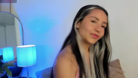 Melii  online show from March 27, 11:33 am