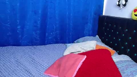 eli online show from December 3, 6:43 pm