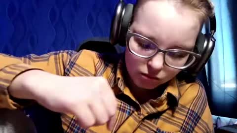 Sofia online show from April 12, 1:36 pm