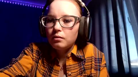 Sofia online show from April 7, 1:13 pm