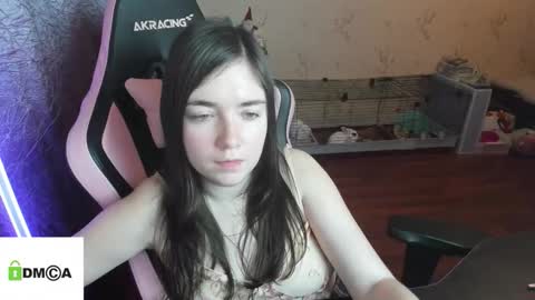 melisanilson online show from December 4, 1:41 am