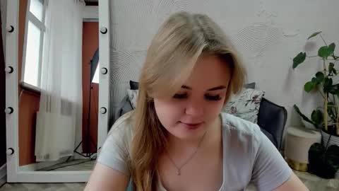 Sophia online show from November 9, 9:27 am