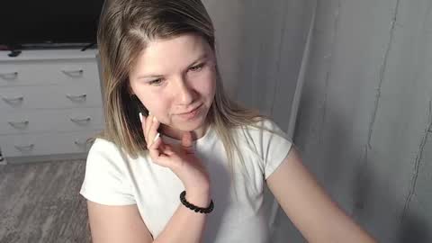 Snapshot of melissa__ray chatting on February 7, 5:29 pm Melissa  Ray online show from February 7, 5:29 pm