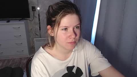 Snapshot of melissa__ray chatting on January 31, 4:03 am Melissa  Ray online show from January 31, 4:03 am