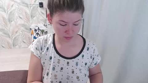Snapshot of melissa__ray chatting on September 25, 3:49 am Melissa  Ray online show from September 25, 3:49 am