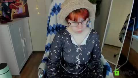 Melissa online show from November 16, 10:37 am