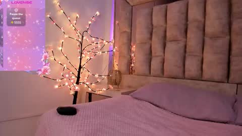 melissalove3 online show from October 23, 4:29 am