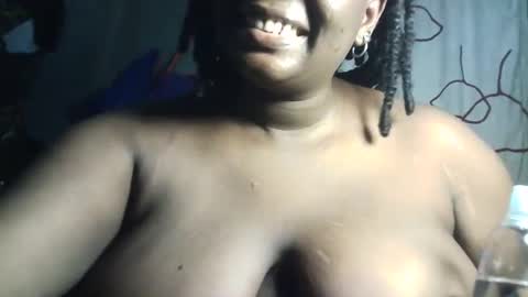 Melissa  online show from May 15, 7:16 pm