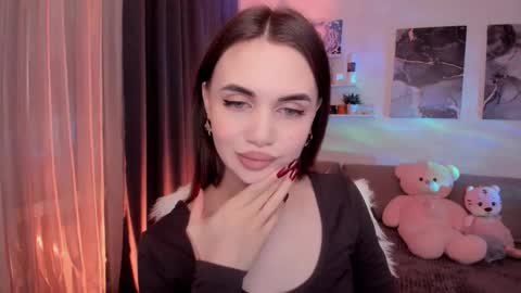 Tessa online show from February 18, 3:16 am