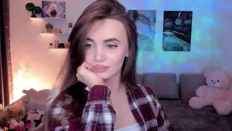 Tessa online show from December 19, 10:24 pm