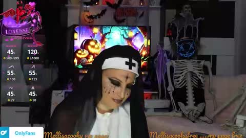 Snapshot of mellisaangel chatting on October 25, 8:22 am MellisaAngel online show from October 25, 8:22 am