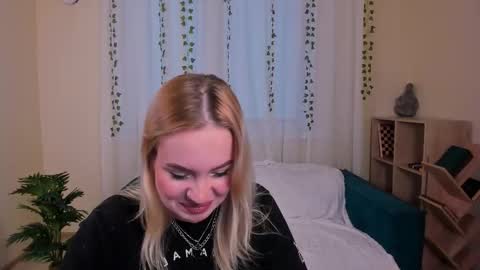 Mellissa online show from December 5, 5:40 am