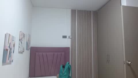 melody_mercy online show from December 4, 12:14 pm