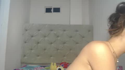 Snapshot of melody_phillips2 chatting on October 21, 10:41 am melody phillips online show from October 21, 10:41 am