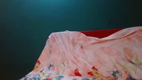 mely tomson online show from November 14, 10:26 am