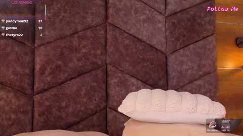  Memphis Williams  online show from March 7, 7:37 am