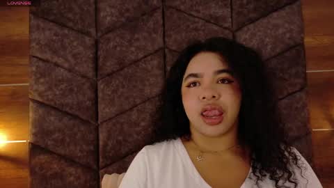  Memphis Williams  online show from April 20, 2:47 am