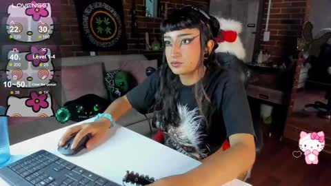 Snapshot of meow_mota chatting on September 29, 11:10 pm Valentina online show from September 29, 11:10 pm