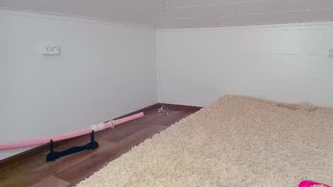 meowroslava online show from December 18, 12:10 pm