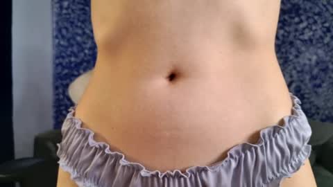 Mia online show from April 24, 4:48 am