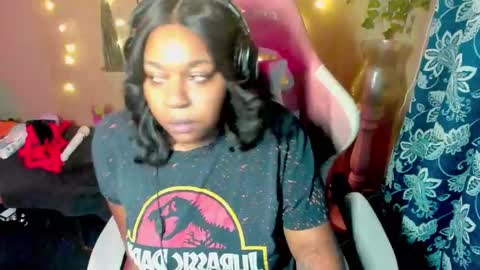 Mercedes Redd online show from April 22, 1:41 pm