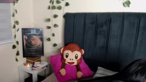 Snapshot of merilynwhithe_ chatting on September 19, 3:27 am Merilyn online show from September 19, 3:27 am