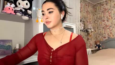 Enni online show from December 19, 6:11 pm