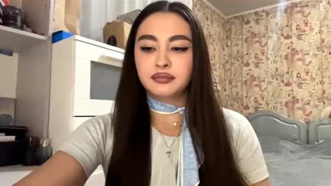 Enni online show from November 10, 4:35 pm