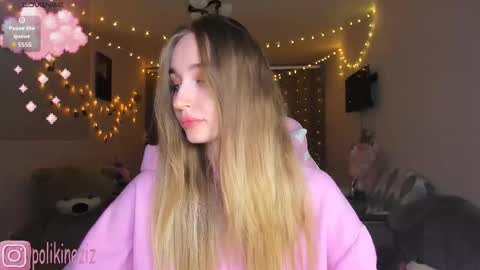 Sara online show from January 17, 1:51 pm