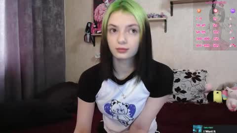 Snapshot of mevis_li chatting on September 13, 3:14 am Mavis online show from September 13, 3:14 am