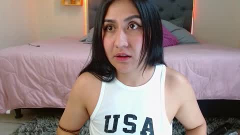 M I A  A Y R A online show from November 26, 5:14 pm