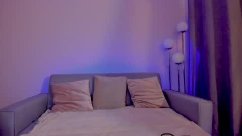 Sarah Luna online show from March 29, 12:04 pm