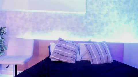 MIA  online show from January 26, 11:50 am