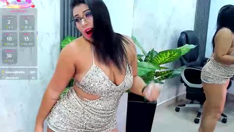 Mia.... Nice to meet you  thumb up me please its important online show from October 11, 10:34 pm