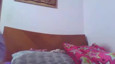 Mia online show from September 17, 1:36 am
