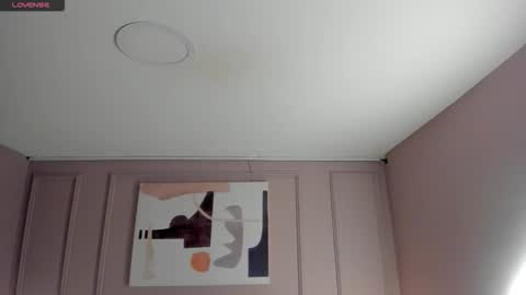 Mia online show from October 11, 3:55 am