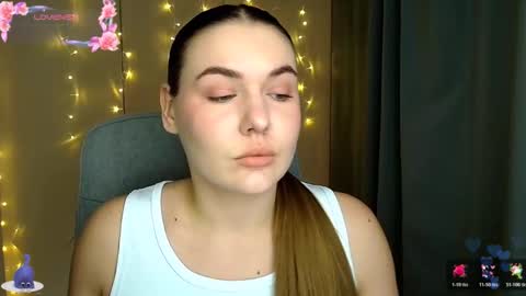 mia_lemm online show from November 3, 8:29 am