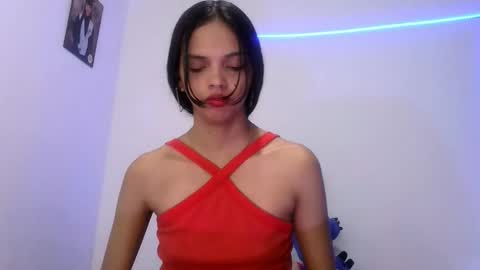 mia lucy 21 online show from September 25, 7:12 pm