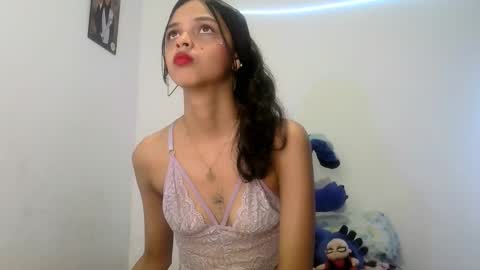 mia lucy 21 online show from October 24, 7:43 pm