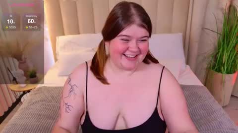 Snapshot of mia_of_your_dreams chatting on September 12, 6:59 pm Sweet Mia online show from September 12, 6:59 pm