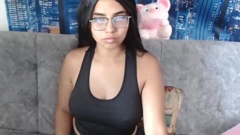 Mia  online show from April 25, 6:05 pm