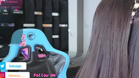 Snapshot of mia_ponce_a chatting on September 18, 8:07 pm MIA online show from September 18, 8:07 pm
