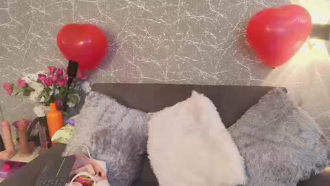 Mia Roux online show from February 15, 7:06 pm