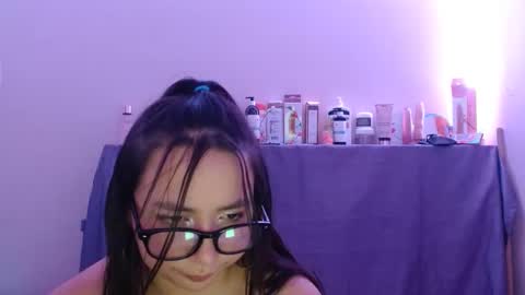 Snapshot of mia_smithl chatting on January 26, 3:27 am mia_smithl online show from January 26, 3:27 am